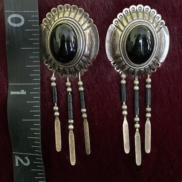 Onyx Concho Sterling Vintage Skyway earrings - Picture 7 of 8